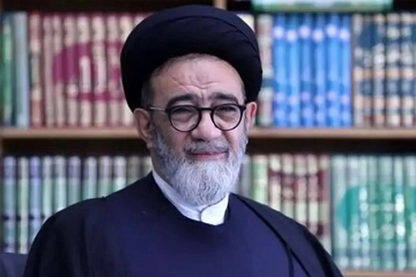 کتابخانه شخصی شهید آل هاشم به کتابخانه مرکزی تبریز اهدا شد