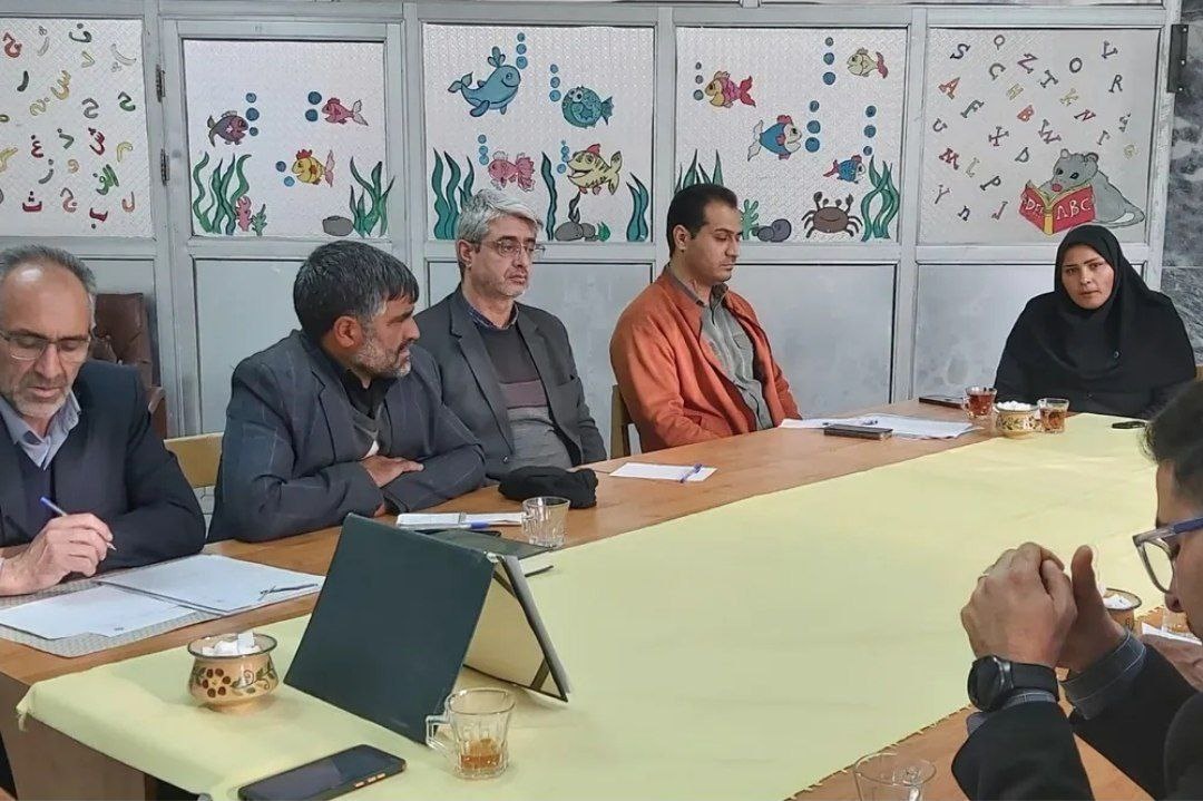 اهدای شاهنامه نفیس در تربتحیدریه/ برگزاری انجمن ادبی مشکات در سبزوار