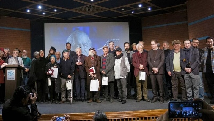 درخواست از علی دهباشی برای برگزاری شب فهیمه رحیمیان