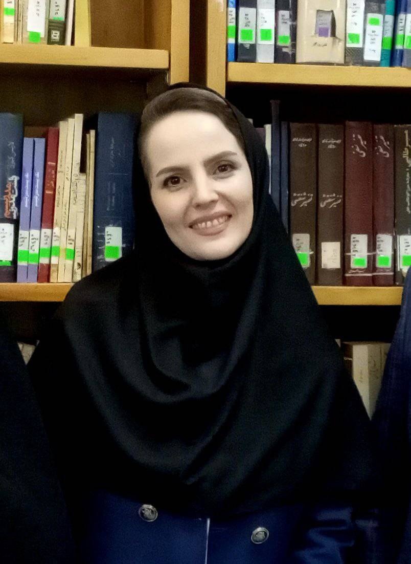 رویکرد نیما به زبان و نحو، دو کارکرد زیباییشناختی و اجتماعی داشت