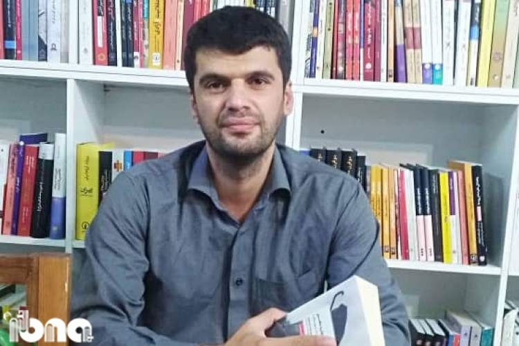 «هەگ شاعرم ئەنارم»؛ توصیف درونی عشق