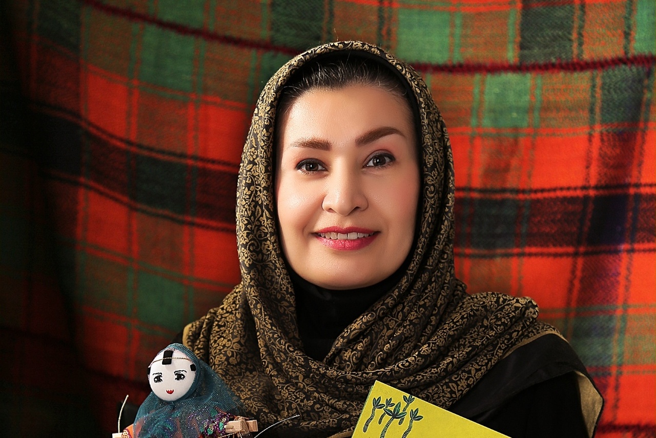 ایده داستان‌نویسی با گویش هندیجانی چگونه شکل گرفت؟/ وقتی عروسک‌های محلی صاحب کتاب شدند