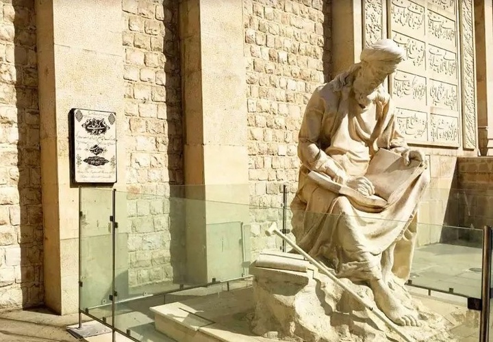 خواجوی کرمانی؛ شاعری بداقبال اما حرفه‌ای، تمام‌وقت و کامل