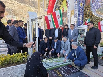 وزیر فرهنگ و ارشاد اسلامی به کرمان سفر کرد