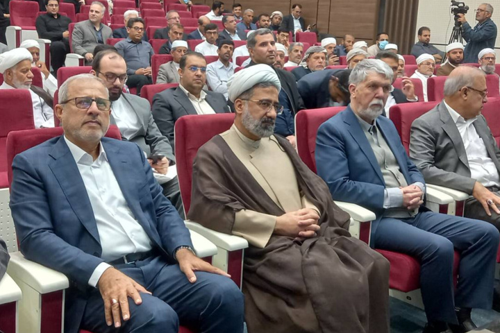 معرفی صحیفه سجادیه منجر به پرورش انسان اخلاقی‌تر می‌شود