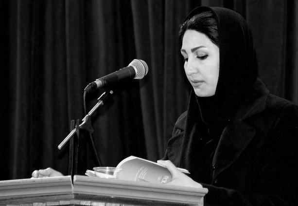 آثار برگزیده جشنواره شعر فجر در آیین پایانی این جشنواره توزیع شود