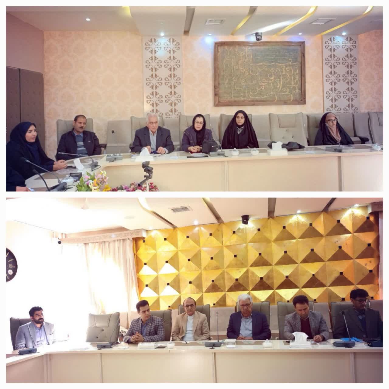 برگزاری محفل شعر «فجر انقلاب» در لرستان / حمایت از چاپ آثار شاعران اولویت انجمن شعر آیینی