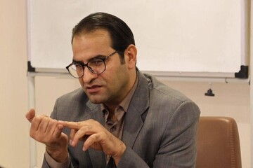 مسئله اصلی در جایزه کتاب سال باید «تعمیم کتابخوانی» باشد/ لزوم دربرگیری طیف وسیعی از جامعه