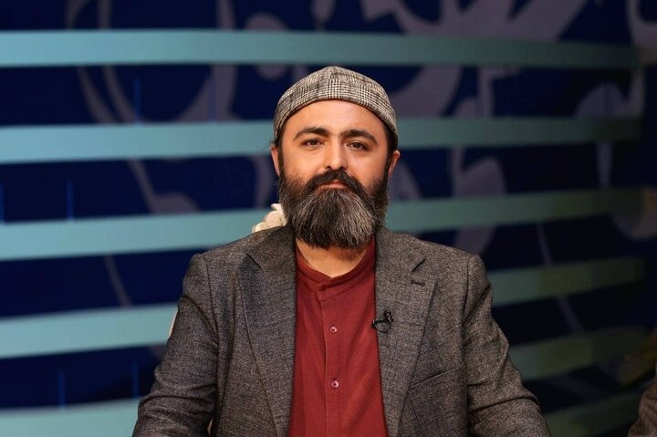 کتابخانه‌ها، کتاب‌های برگزیده جشنواره شعر فجر را خریداری کنند