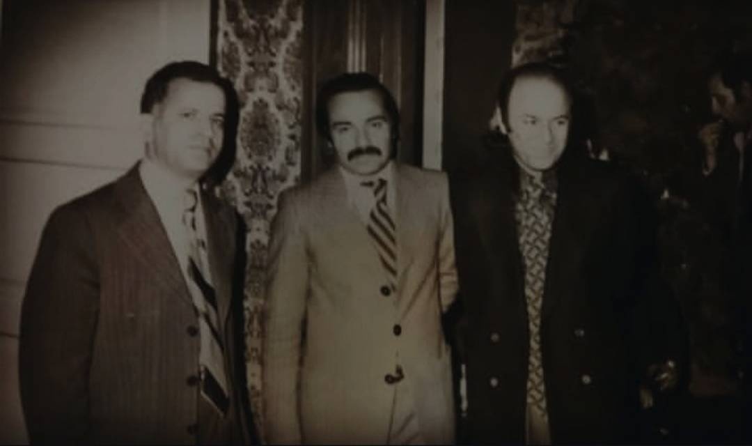 ستون‌های استوار قلم؛ روایتی از یک قاب ماندگار