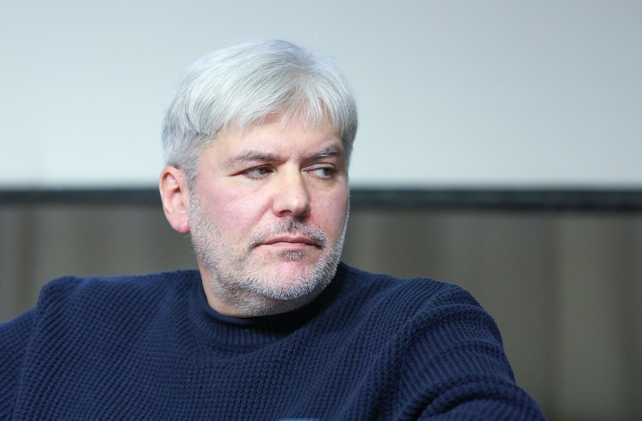 تنها «حالِ روشن» ما را از سونامی تاریخ نجات می‌دهد