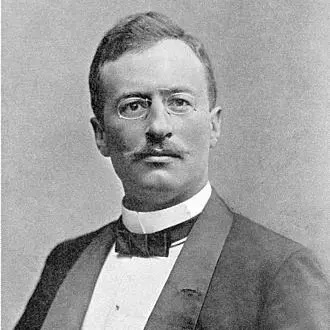 آیینه تمام‌نمای عصر قجر