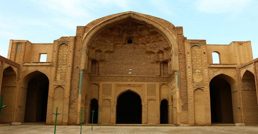 تخریب آثار تاریخی و فرهنگی غیرقابل جبران است