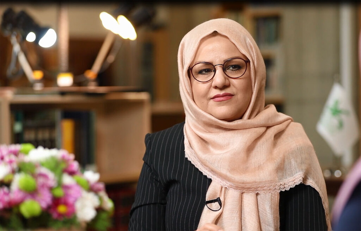 شعر کودک  فرصت واداشتن به اندیشه و نگاه متفاوت به زندگی است