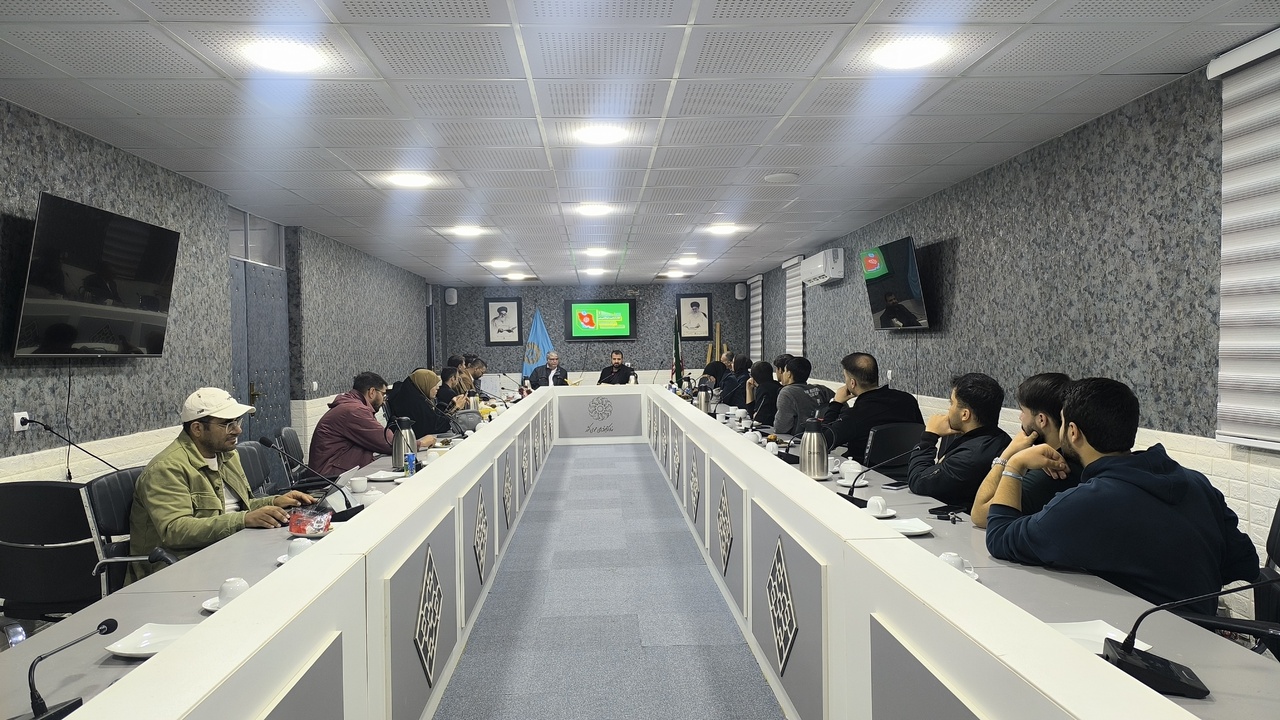 «شاهنشاه»؛ روایت غارت، استبداد و بیداری جمعی ایرانیان