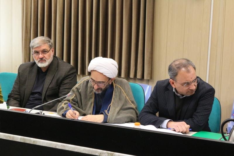 خدمت‌ به ساحت قرآن‌ و ترویج‌ معارف آن افتخار انسان‌های‌ رشدیافته است