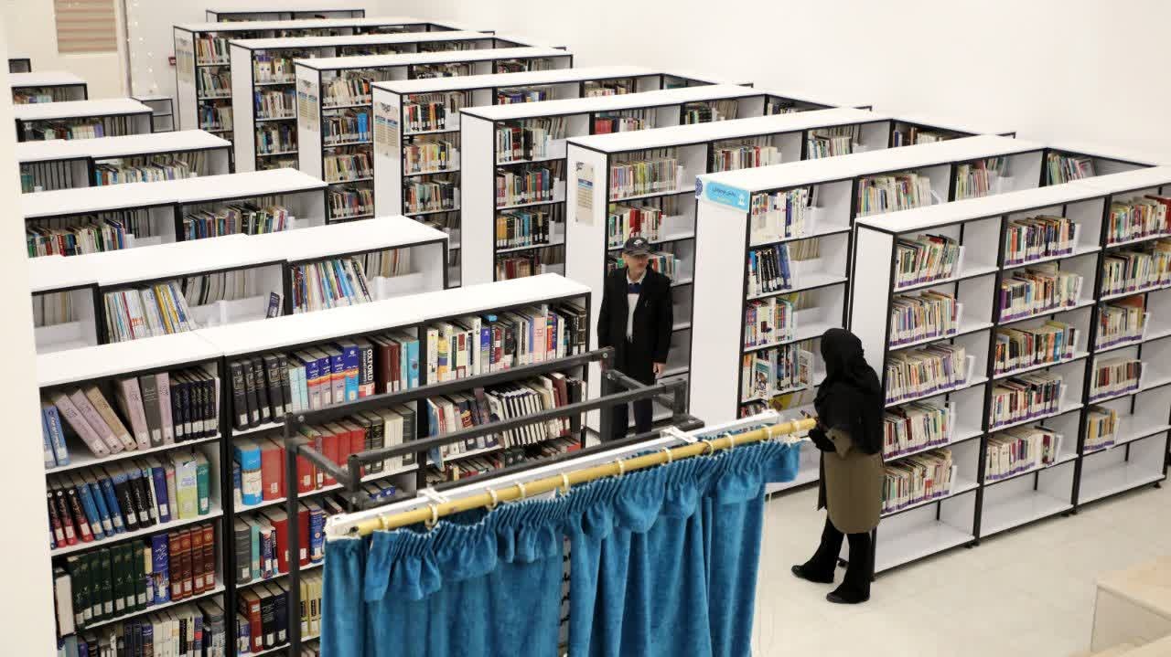 بیش از ۸ درصد جمعیت یزد عضو کتابخانههای عمومی استان هستند