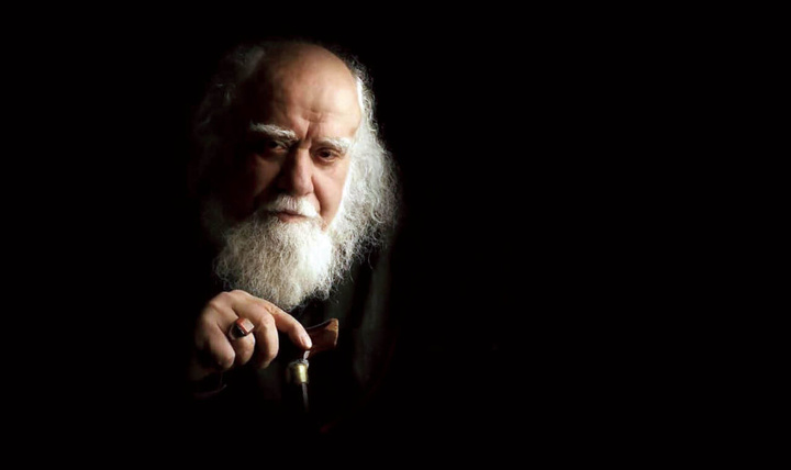 حکیمی نسبت به سرنوشت انسان‌های جهان دغدغه داشت