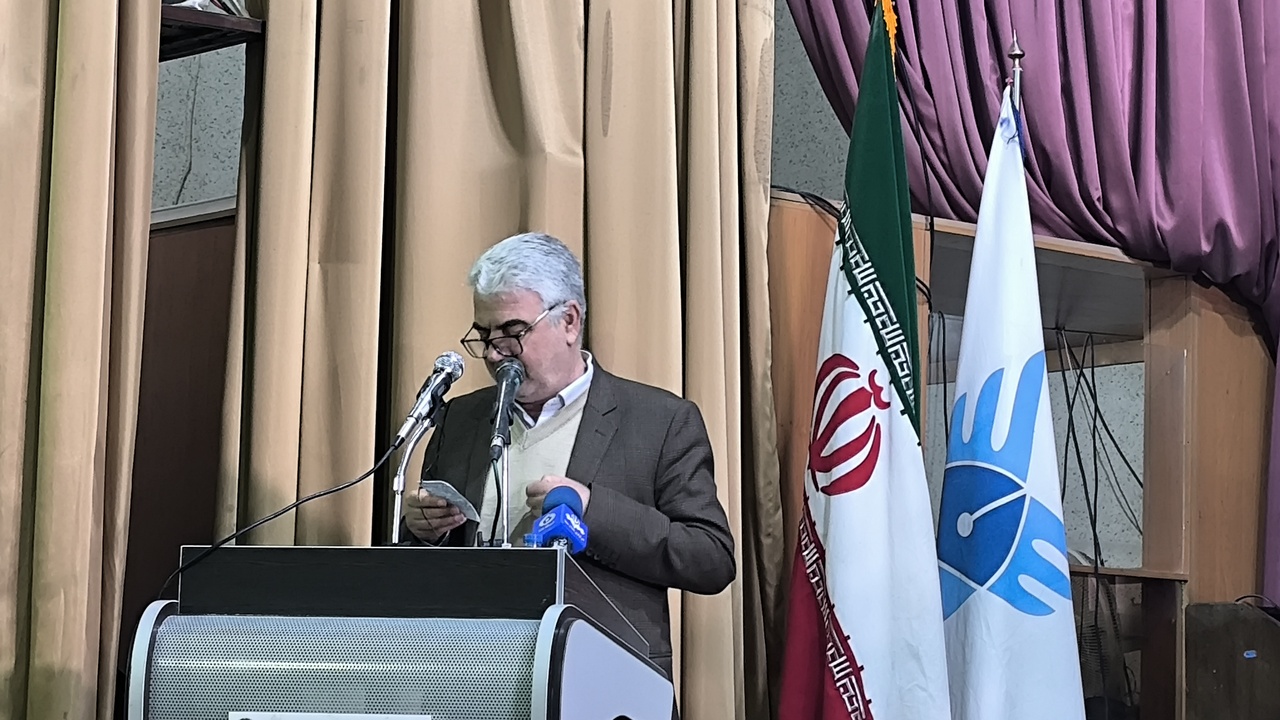 آسمان و زمین در شعر آیینی به هم پیوند میخورند