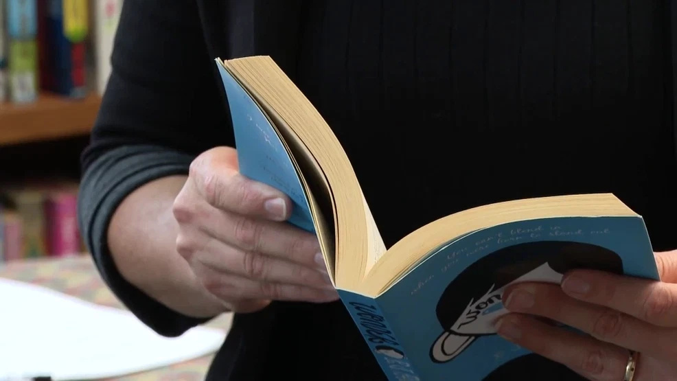 نبرد قدیمی کتاب کاغذی و دیجیتال نبرد قدیمی کتاب کاغذی و دیجیتال