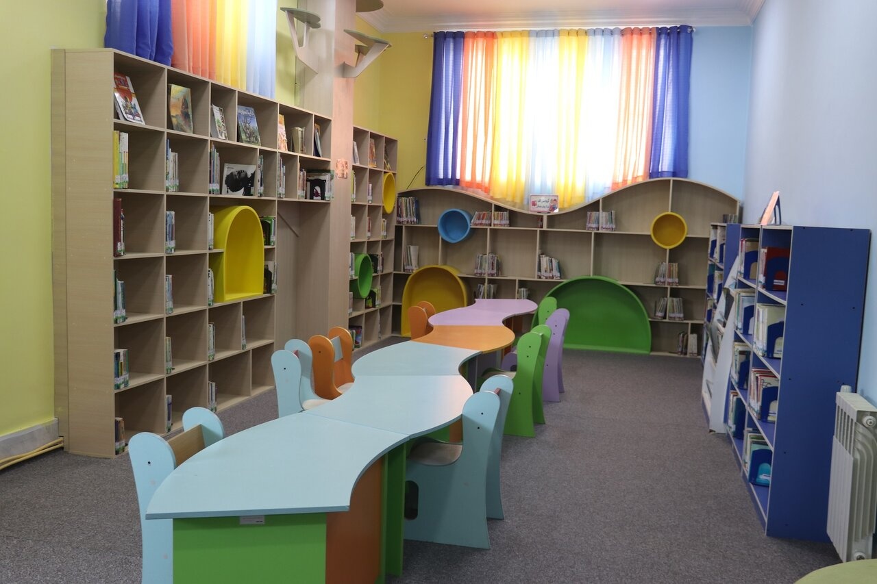 کتابخانه عمومی کوثر در کاشمر بازگشایی شد