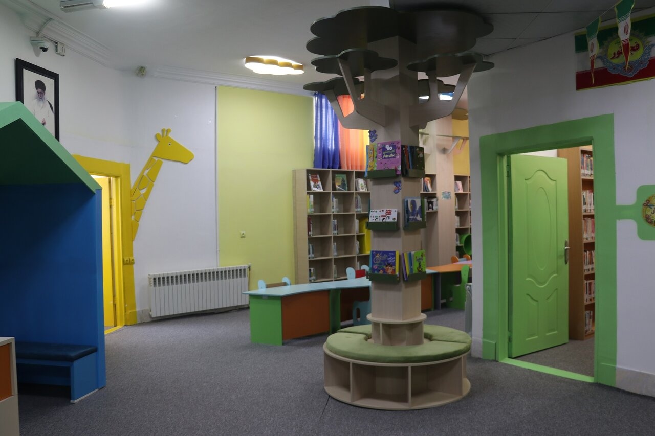 کتابخانه عمومی کوثر در کاشمر بازگشایی شد