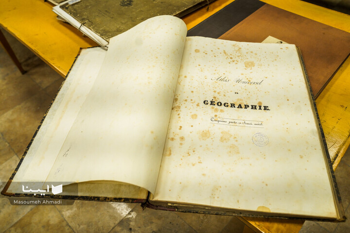 کتابخانه دانشکده ادبیات و علوم انسانی دانشگاه تهران