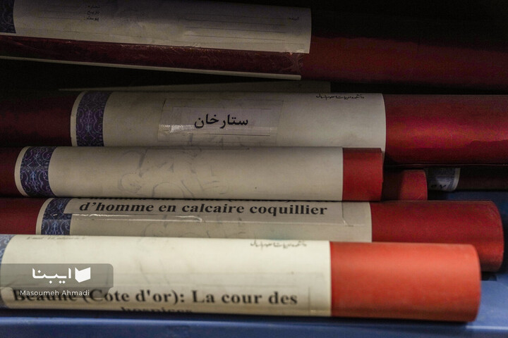 کتابخانه دانشکده ادبیات و علوم انسانی دانشگاه تهران