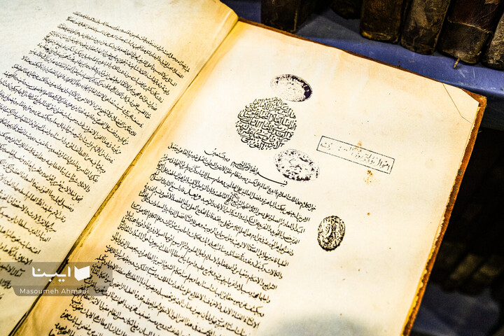 کتابخانه دانشکده ادبیات و علوم انسانی دانشگاه تهران