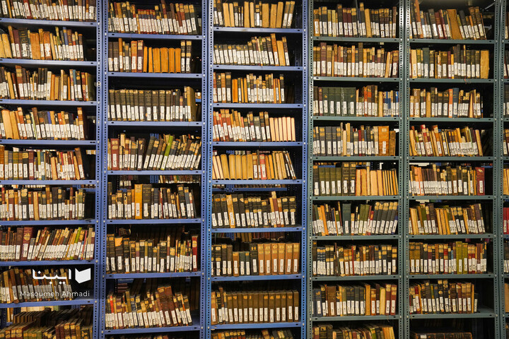 کتابخانه دانشکده ادبیات و علوم انسانی دانشگاه تهران