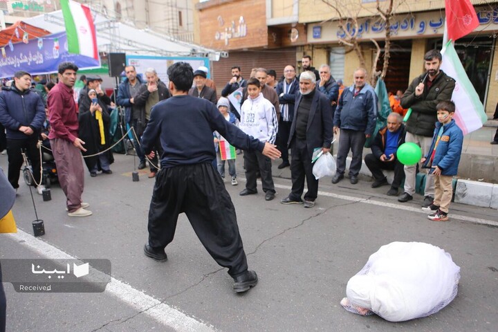 غرفه فرهنگی خانه کتاب و ادبیات در راهپیمایی ۲۲ بهمن
