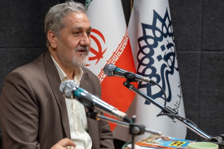 مشکلات رمان‌های مذهبی، شعارزدگی است