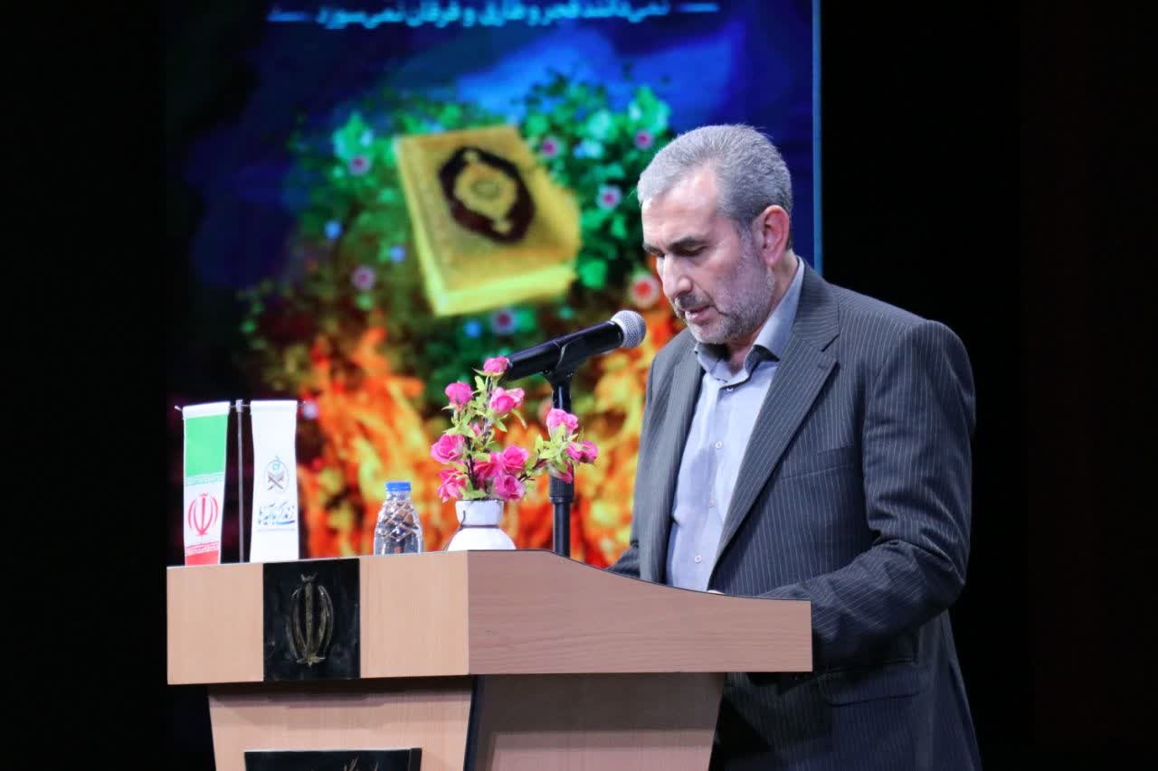 تلاقی نورانی کتاب و قرآن در روز نخست نمایشگاه کتاب ارومیه/ جایی برای تبادل اندیشه