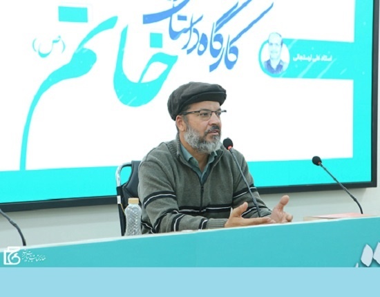 مولفه عمق در داستان‌های مینیمال حیاتی است