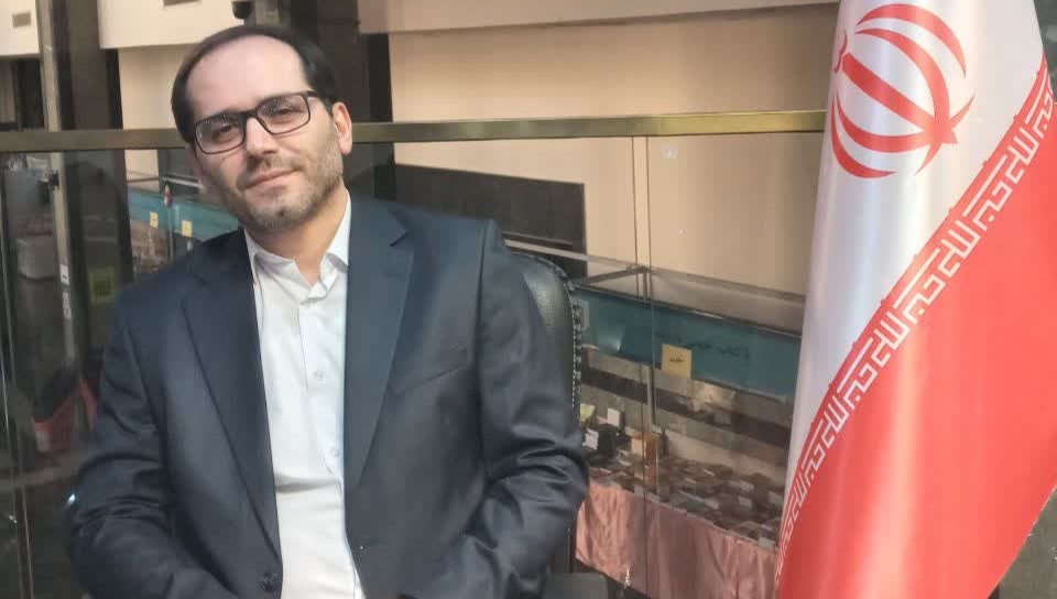 شور جوانی در نمایشگاه کتاب ارومیه/ عرصه‌ای برای گفت‌وگو و تبادل نظر