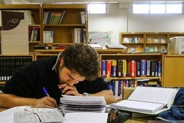 تولید منابع علم اطلاعات، گرفتار اجرای اپراتوری سیاست‌ها است