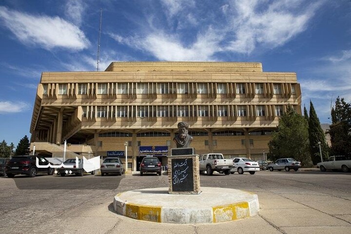 اهدای کتابخانه شخصی زنده‌یاد محمدحسین شبانی به کتابخانه مرکزی دانشگاه شیراز