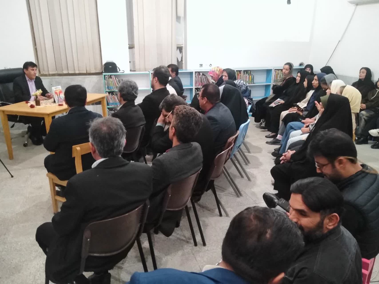 رمانها آینده فرهنگی جامعه را میسازند