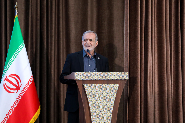 گفت‌وگوی علمی و فرهنگی؛ درمان زخم‌های عمیق جامعه است