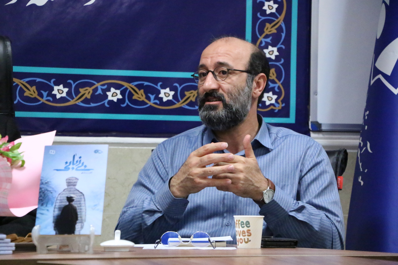 ادبیات داستانی پنجره‌ای رو به حقیقت انسانی/ بهترین آثار ادبی رابطه دیالکتیکی با تاریخ برقرار می‌کنند