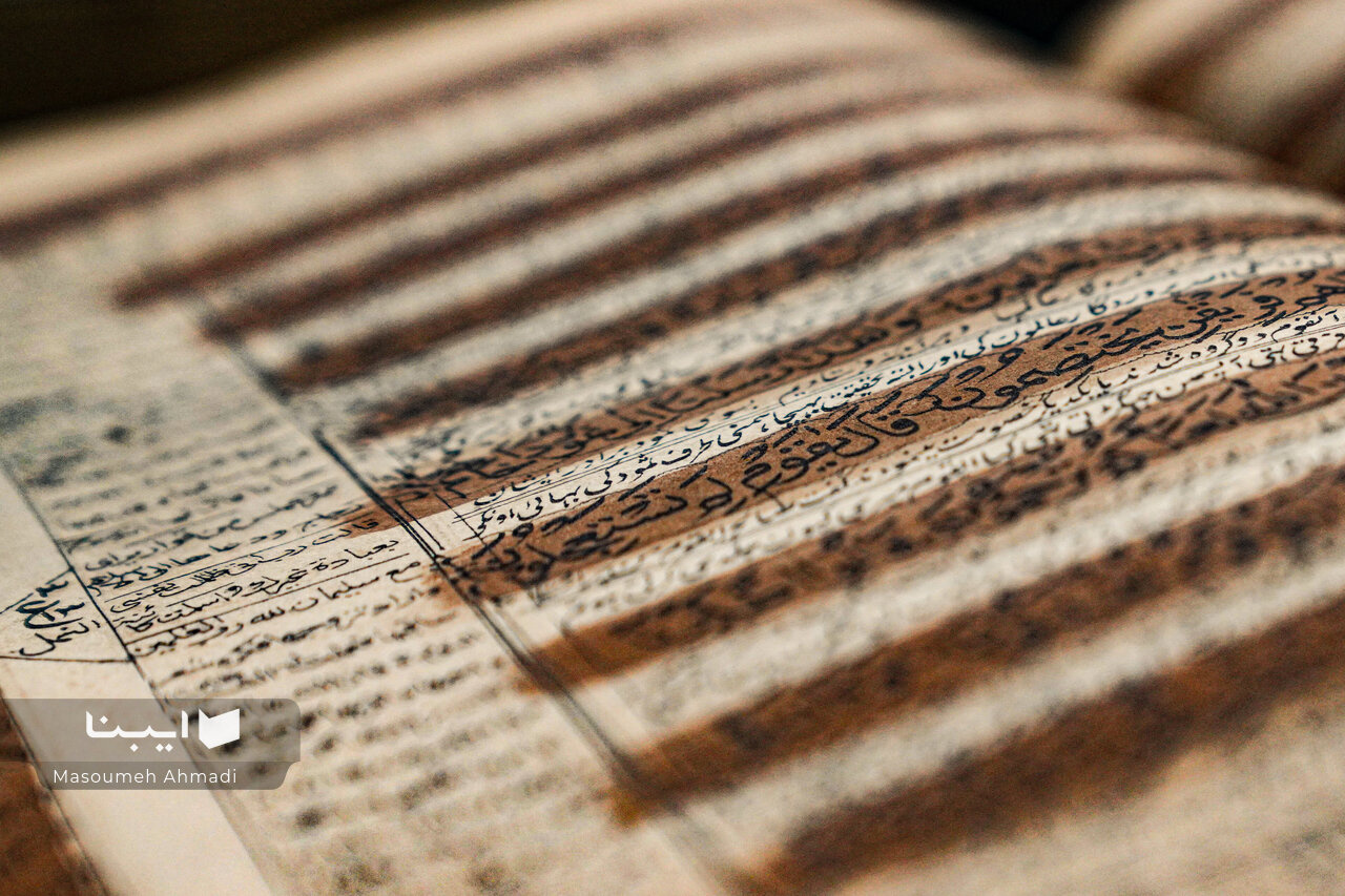 در قرآن‌نویسی، عیار خوشنویسان مشخص می‌شد/ کلماتی در قرآن است که خوشنویسی را پخته می‌کند