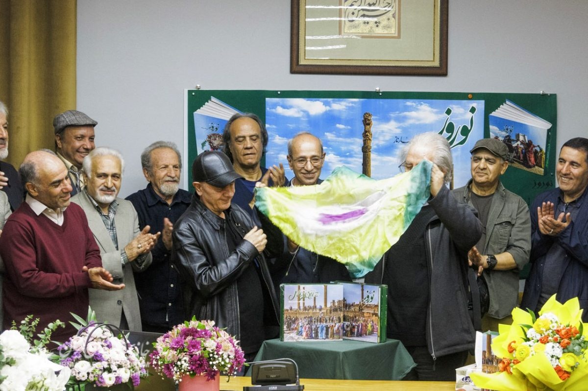 رونمایی از مجموعه دو جلدی «آیین‌های نوروز» پس از ۱۸ سال پژوهش میدانی