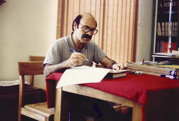 زندهیاد «انزابینژاد» روایتگر یک عمر وفاداری به متون کهن