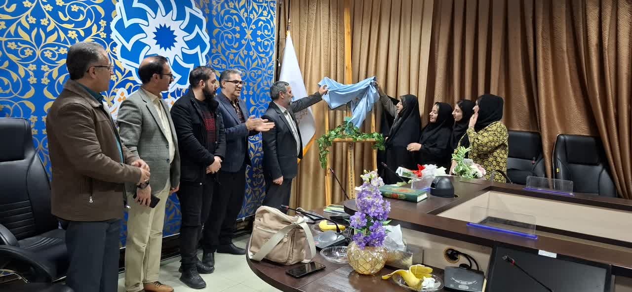 «رها در سایه رواق» روایتی از قدم زدن میان نور و تاریکی است