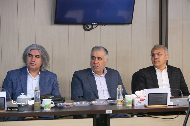 آیین اختتامیه نخستین دوره پژوهشی آموزشی تربیت مربیان نقالی و شاهنامه خوانی