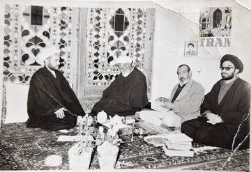 سه علامه و میرزا نواب لاهیجی