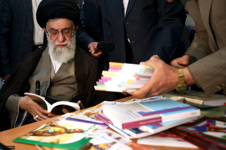 از بهار ۱۳۱۸ تا زمستان ۱۴۰۴