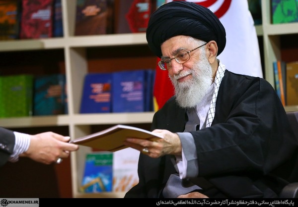رهبر شهید بر چه کتاب‌هایی تقریظ نوشتند؟