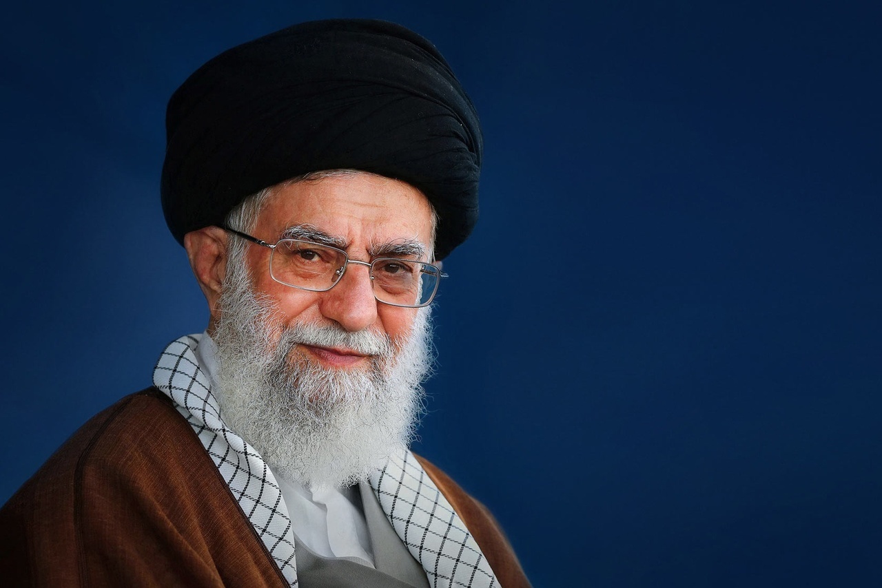 عبور از این گذرگاه تاریخی، با بصیرت و فهم دینی و سیاسی ملت میسر خواهد شد