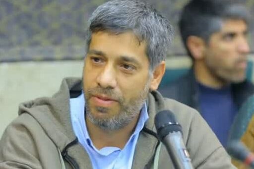 کتاب «دیوانه‌ای به نام ترامپ» منتشر شد